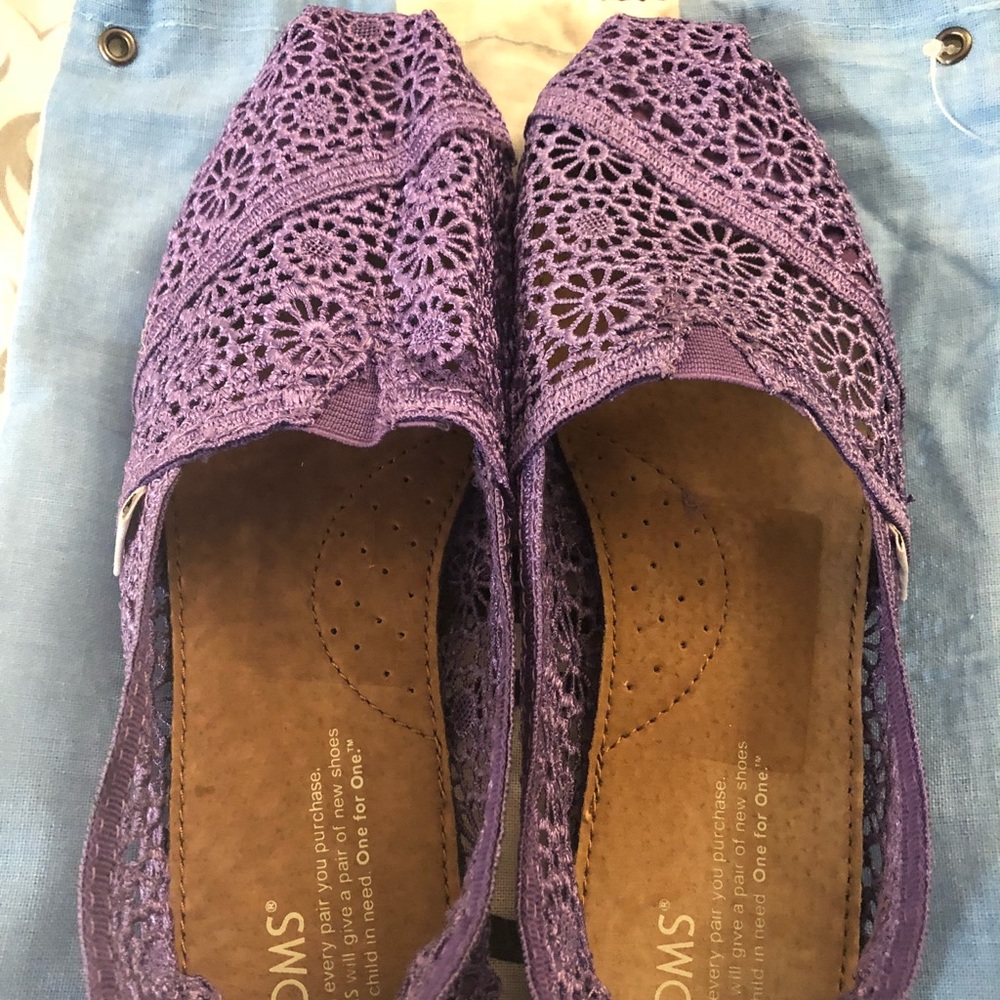 Toms Slip on